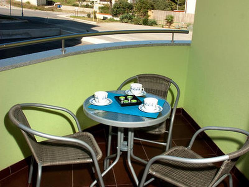 D2D85F109463D89107A29513E474AB12