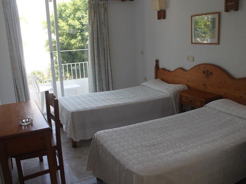 7EC7CFA71CC582AD93777B3F9B58DD01