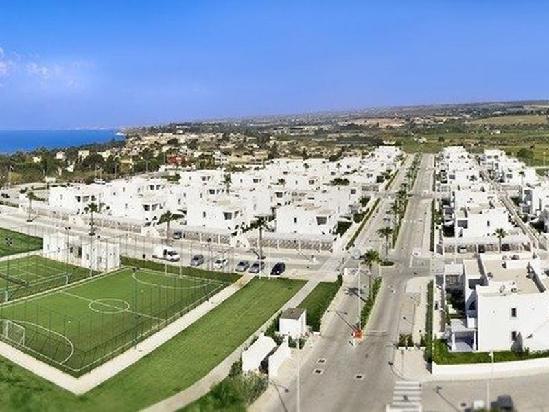 E8B519F603CDDF4B35B7D940EF55368B