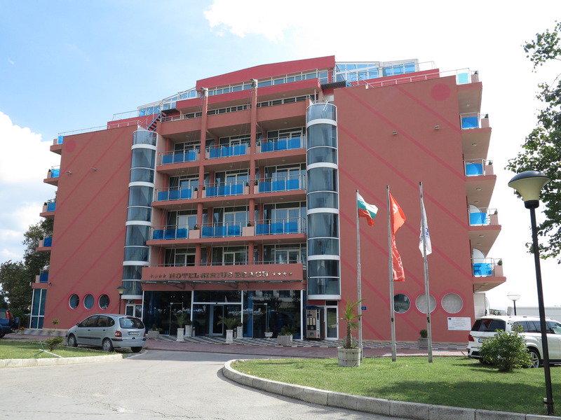 167F4697A954ADFE8CB7C1EC220A72F2