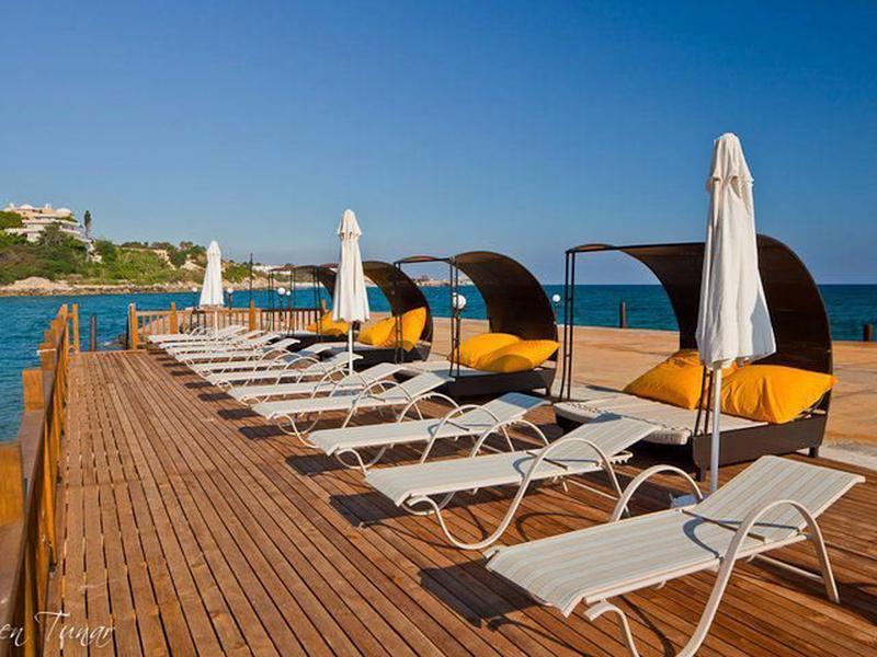 5B9F98F9E013ECDF925BEF2A52F89BAF