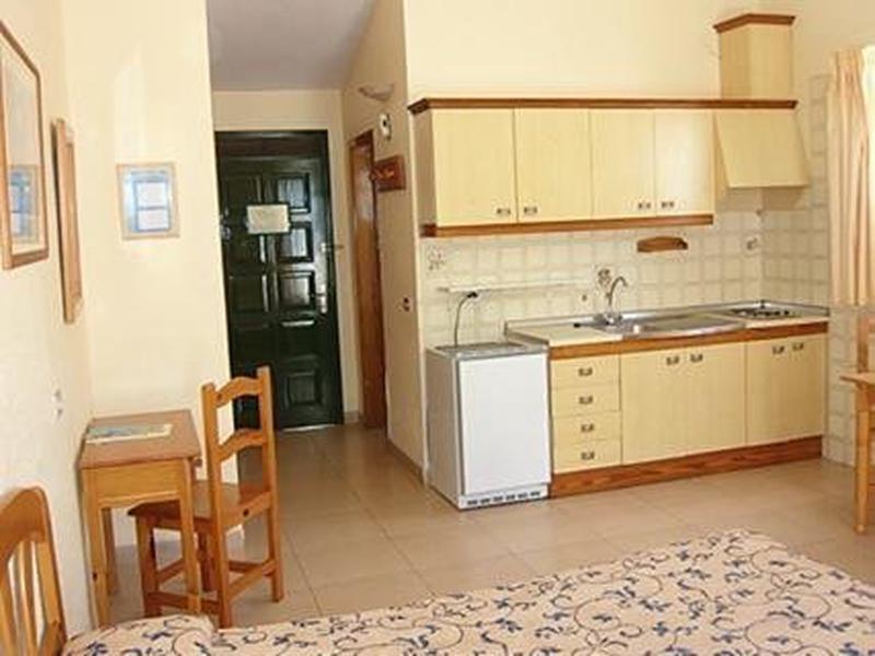 145620E819A15AB0215B931904A40A46