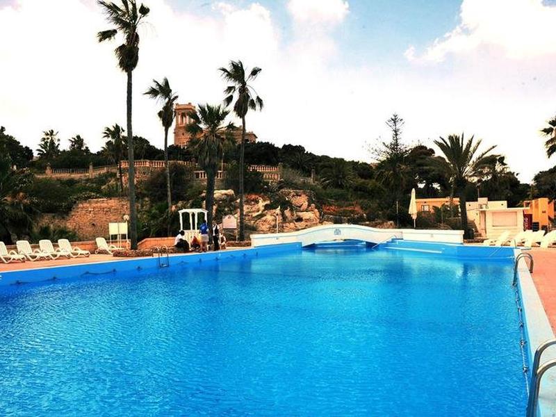 EF0DAA19A68088DD9E65C3A197E3F5C1