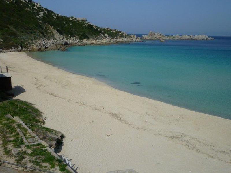 355CF59F4864A6EDD9A6F73A9976D595