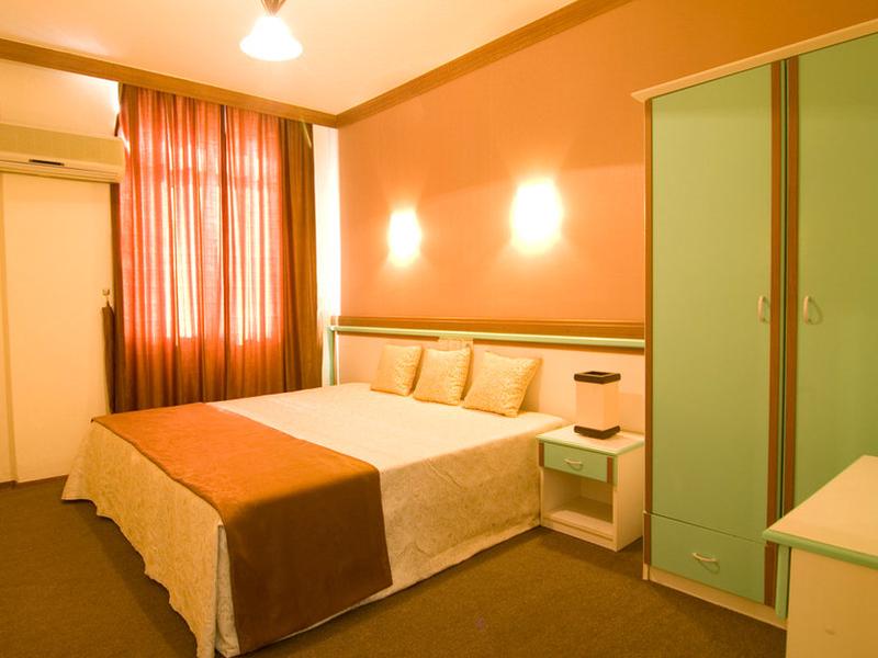 D3FC8B6FE6BD0C3E887730DEC2D2AA54