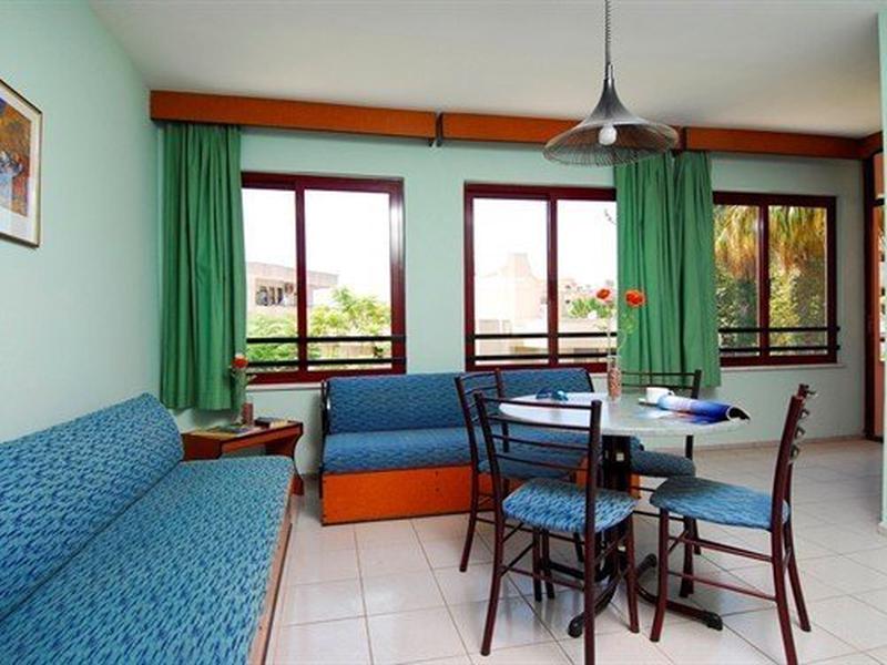 1EDEDCFDDF22A771ACA25A580AB27DA5