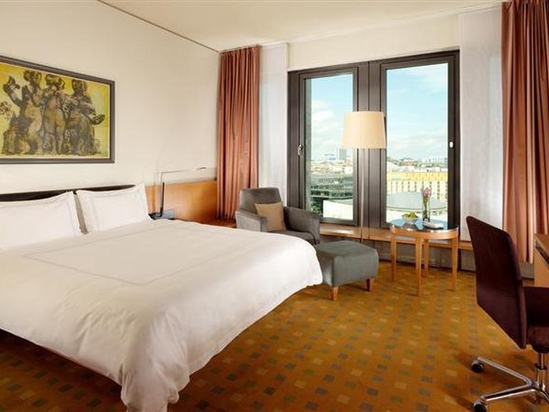 C42ED526F4A83AA13BECA12BBA6C15BD