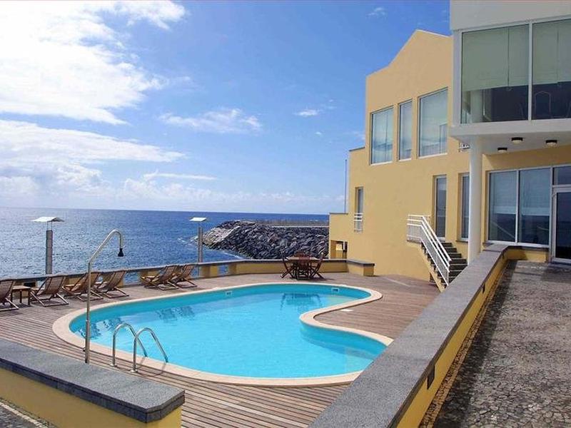 BF16B1297533433178A8770CE56FF59D