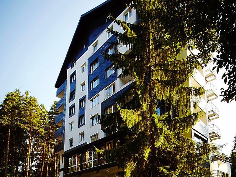 091522AD9408B4F1D153F8FB282D666C