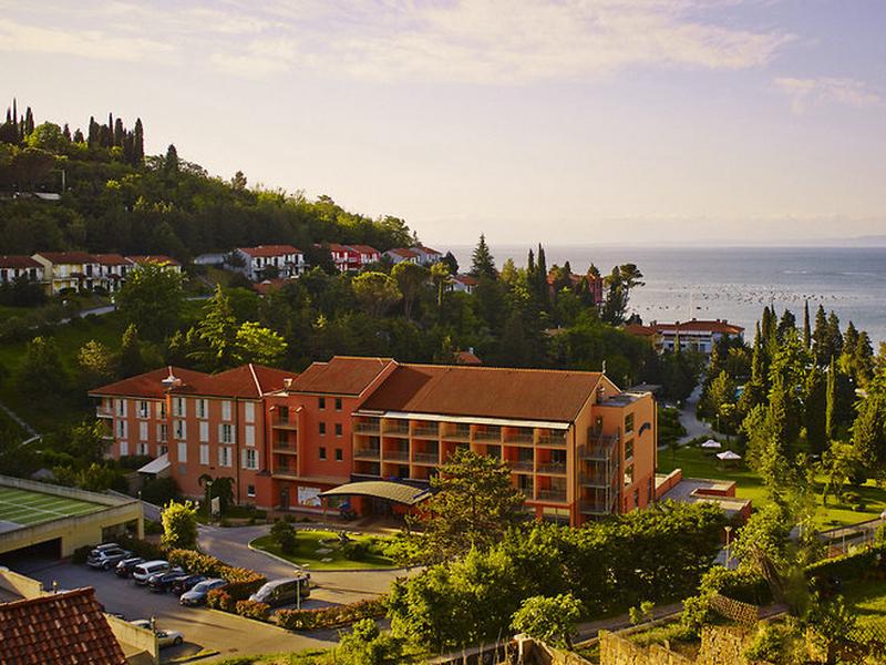 F20EE85341BF6BDB676FB62539963E4A