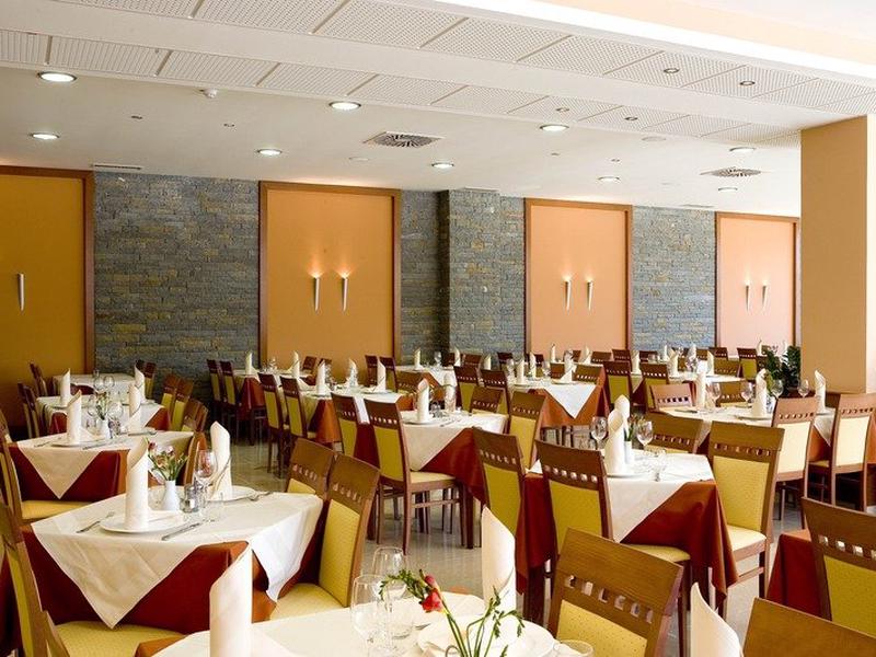 5F73F69972A1B444F5F9954A82EB7698