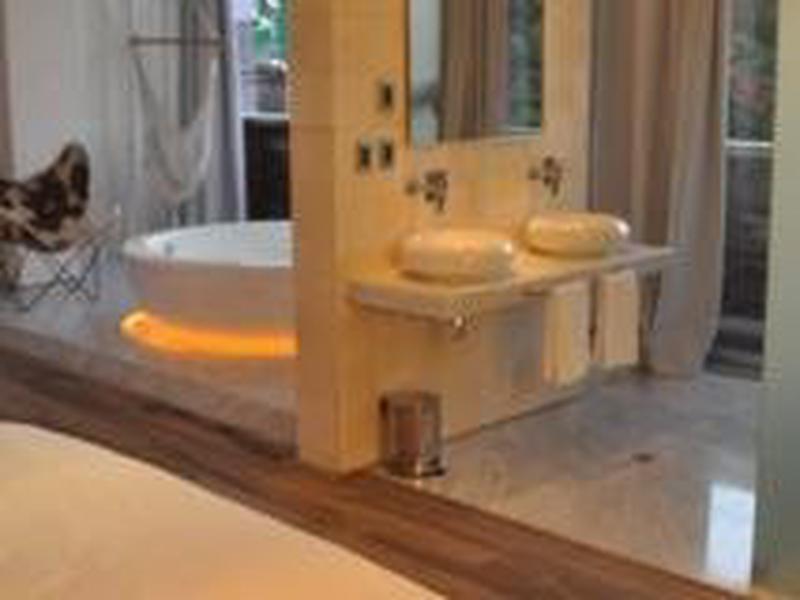 42563183172971D797C9F5B0043CDD6F