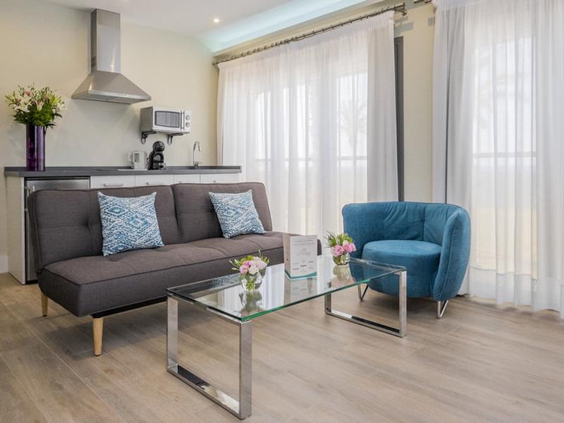 29A8206FC4448CDE8784F26D6308E903