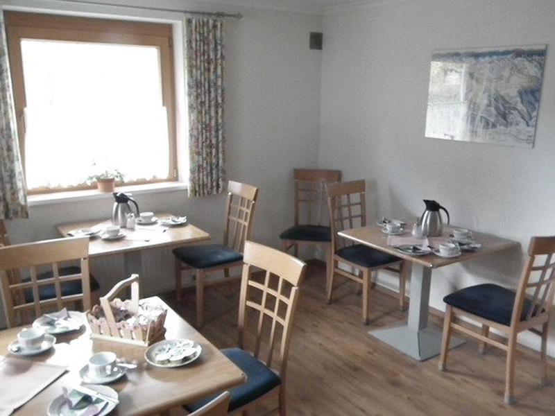 6FD0407B4E276FA65AAE416CEC096C08