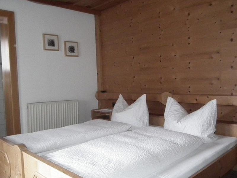 6965E58AA37AAF15B7D7056C3D281750