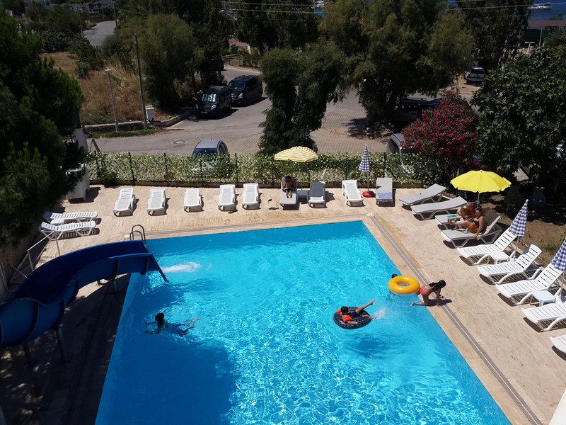 A8EF3CC8B0107ADA8EF925D3AC45811D