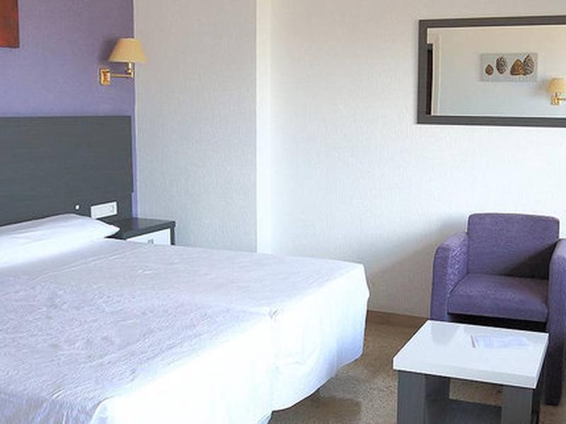 AFAC133D4153D7FCE6E7006643CF1574