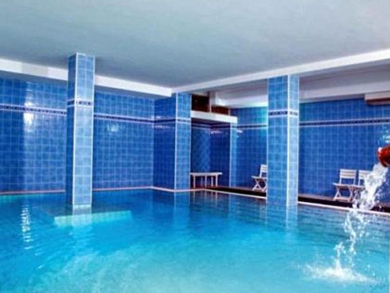 2F4F551DA8F6DC35DA62E66ED6C4A541