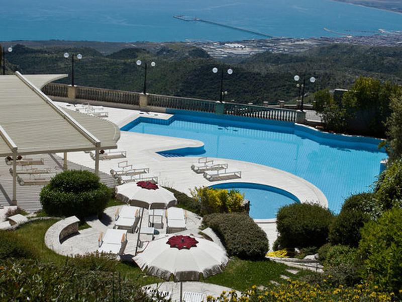 37893171A9336FAF345D4D6652D6D8AF