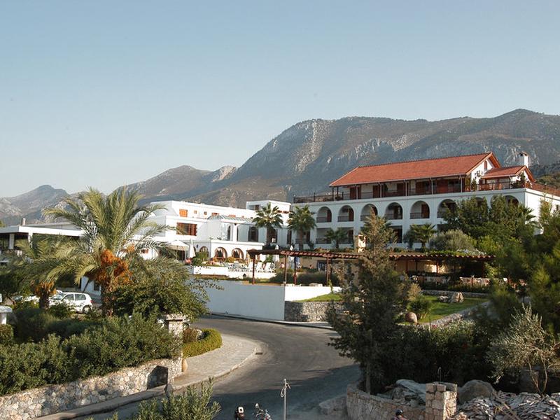 2F657EF969E0E539CEBCE88464875AA7