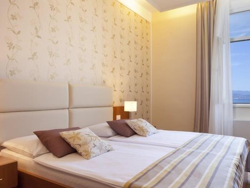 B7FA298B6E31DAAE7A5506949D52FF3C