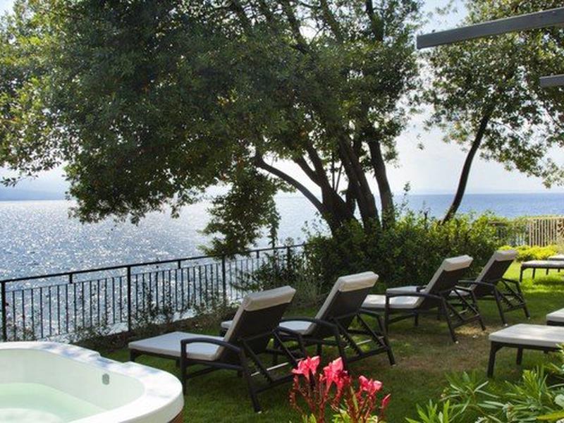 ED9A575A5E05319EBA83C5DAFBBE1480