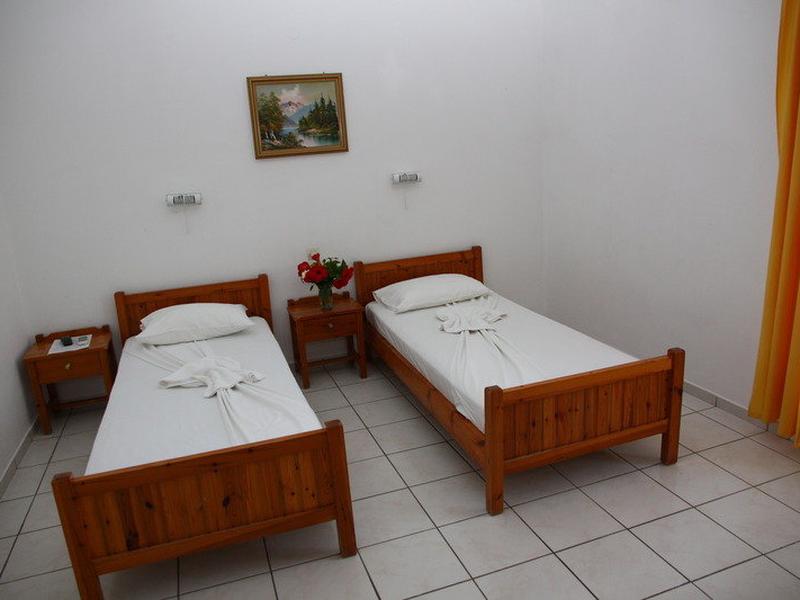 FF321D0ED6C7C523D7064406442B18CA