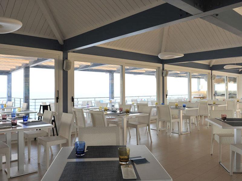 F14AB3DED568D6D9167595D77A723174