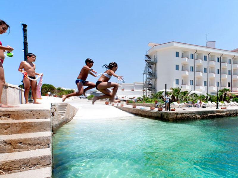 A8AB850CBA70039D4E19817FEFBBDDB6