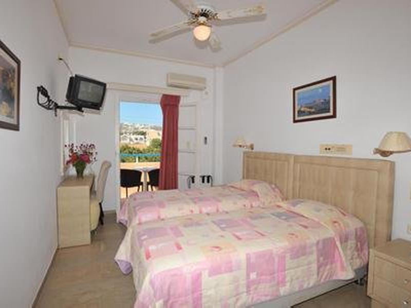 3FC5C448376DE8723A87BC357567C672