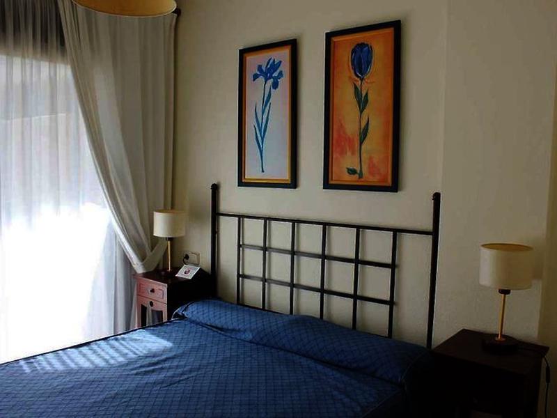 F7F2FBA85696B7AB77AFCFE603455331