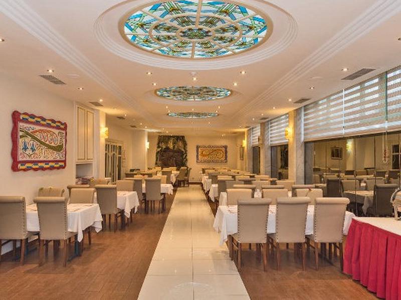 8C42795C9F7A85A6B84446D367A5E4DD