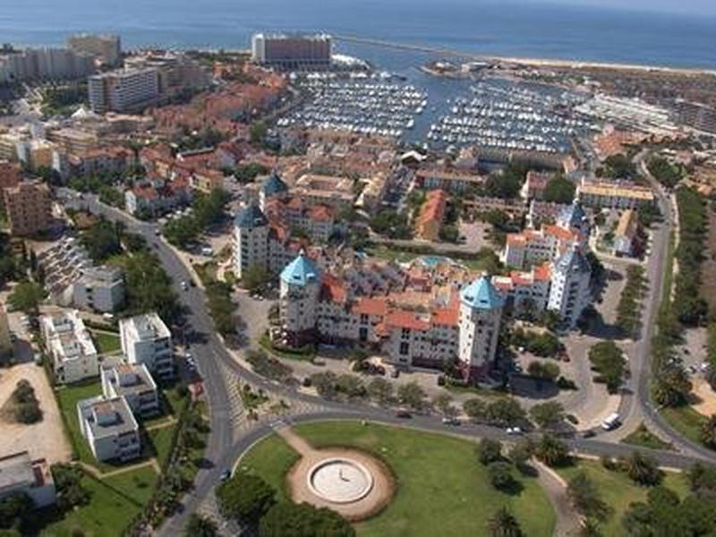 32B43C95D2BE212B79EE0A02BCAC2D2B