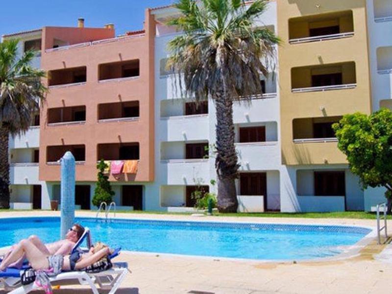 F6DF4D3A0C13827B45F22C259860D19A