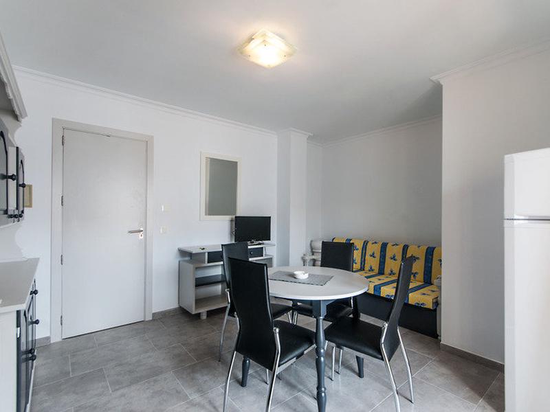 1A95A713066F0AADA74C4CB307881FE7