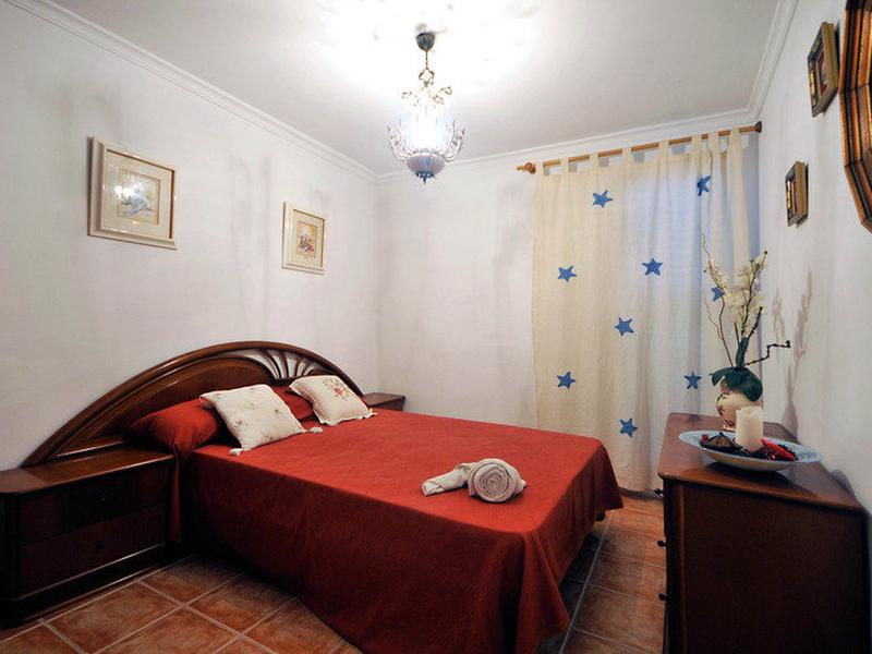 17A841AE2CDAC1B379BC53EAB154E82B