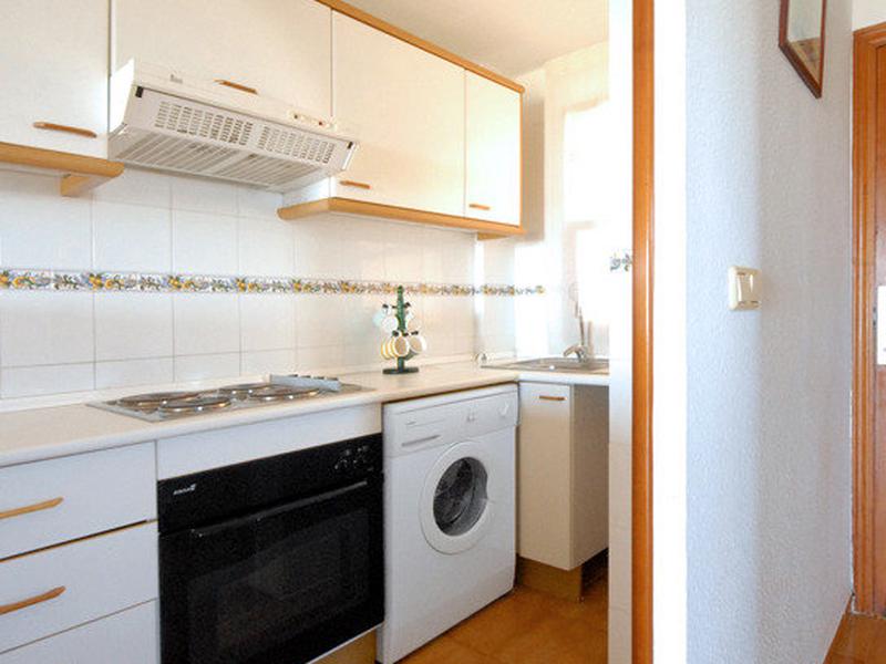 283EBC2341AA37C2C9E1213D18DC9109