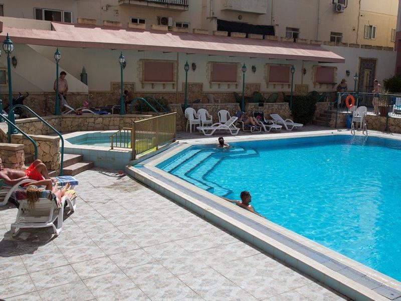 23ECD771A79F94689A43016A4D01329B