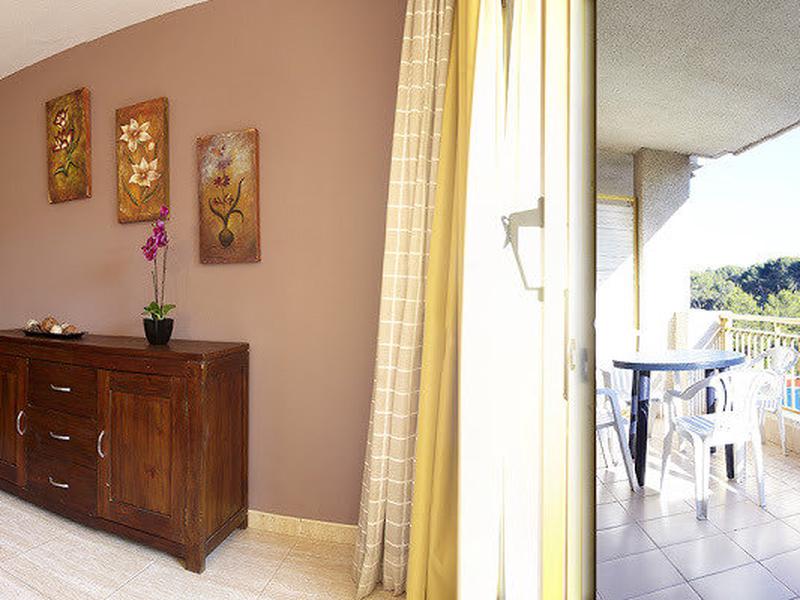 25F224C8176A6445BB3B958E59B49A07