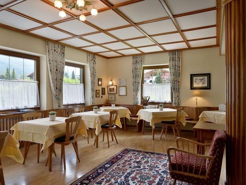 51F6A530D8A32597DE415531F63D63E2