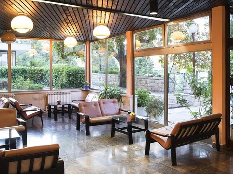 4D9A83718308EF5A25AE710A8B2E9093