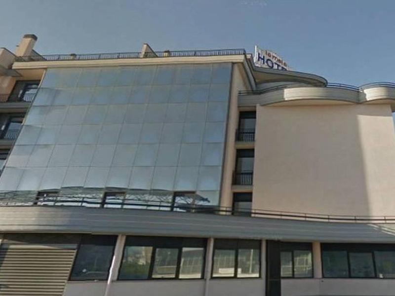 8695C121416CCB4DF1C3D13B9C64BBAD