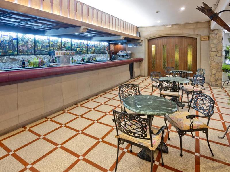 16A152964837931AA9C39D3C274E24A1