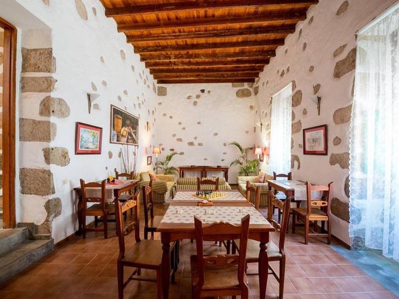 4609E588C824418C5CFBEBF50F9B98FF