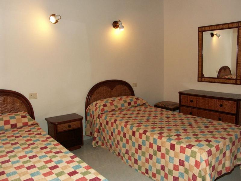 EAC4ABE3A9DDDA671EAF5BD5DF1D3198