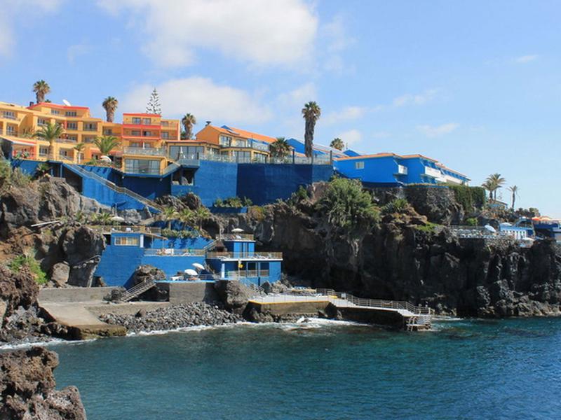 656A5838529678A46CBF772FB64D99C2