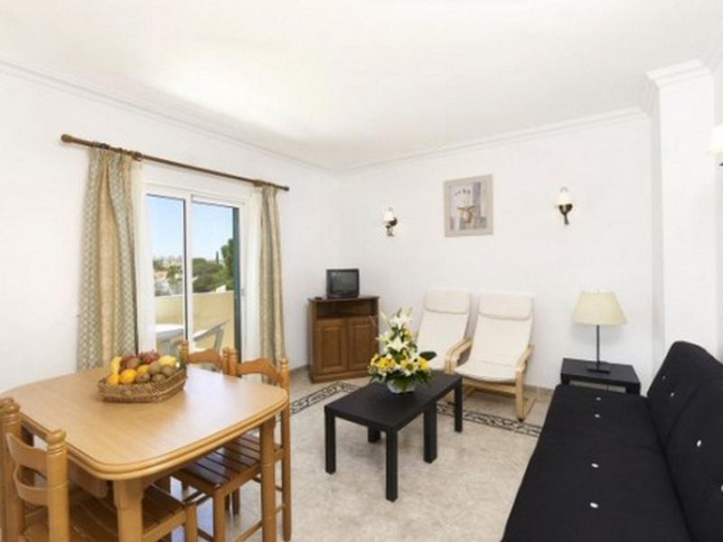 1EF281CADD910057B141502489458556