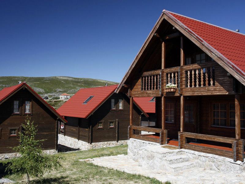 2E226607948DF847C3CC610F74B40694