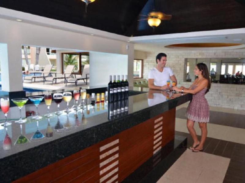 879A2EA598F4DB28A21FD290A21FD2FF