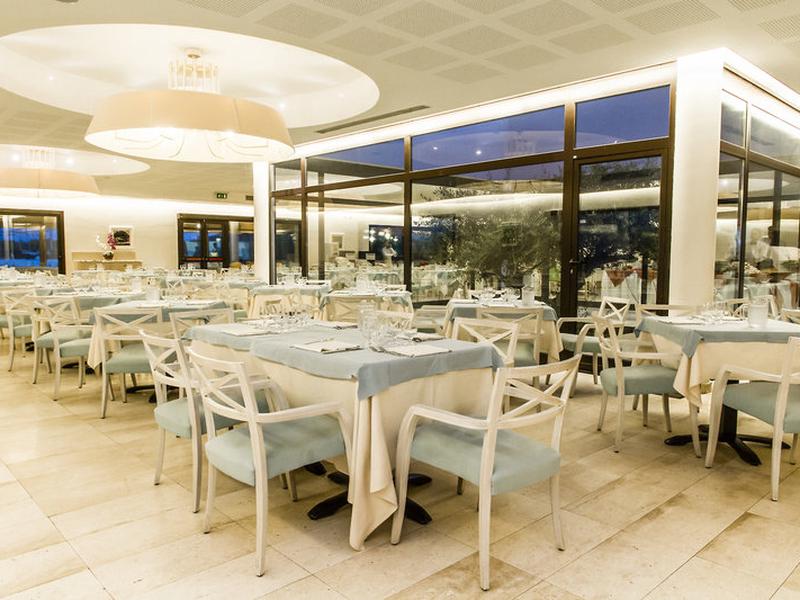 D93C8C0B646439A2B725B39E84AC8058